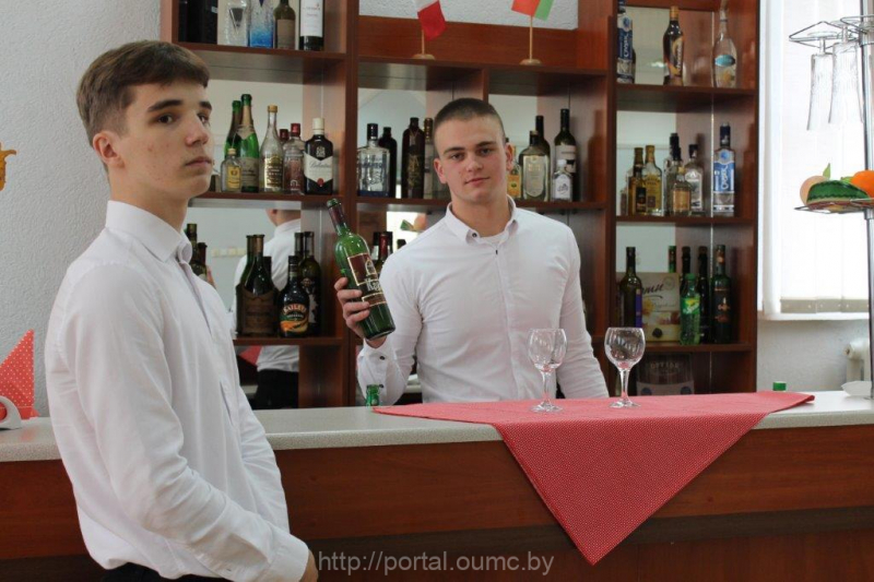 Бармен