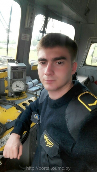 помощник машиниста тепловоза