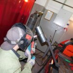 Электросварщик ручной сварки